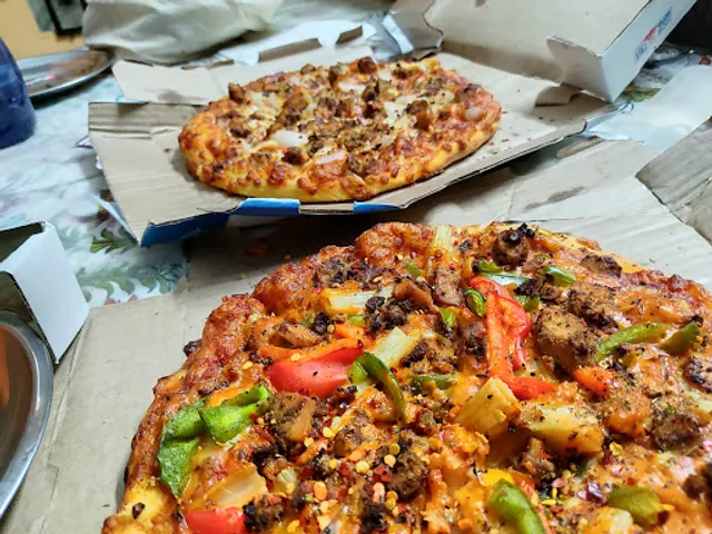 Domino's Pizza | Chilimbi, Mangalore