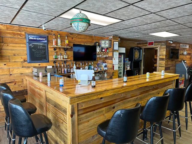 Gensler's Spins & Tavern