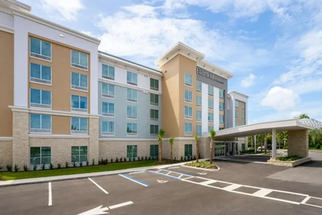 Fairfield by Marriott Inn & Suites Orlando at Millenia