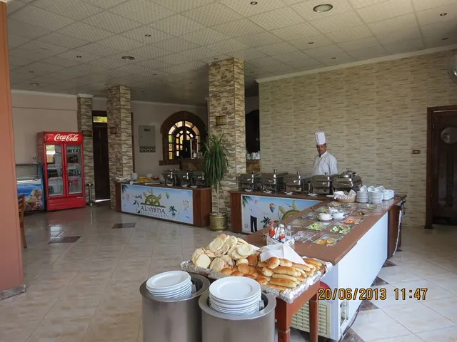 مطعم الميناء Almina Restaurant