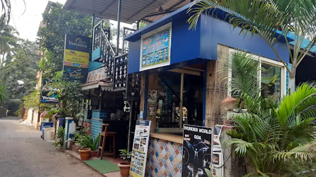 Fish 'N' Curries Bar & restaurant