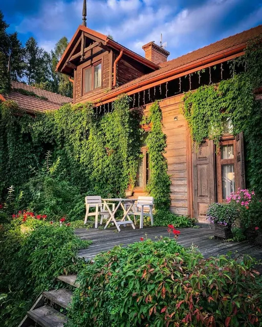 Agroturystyka Leśniczówka Kryńszczak - dom wakacyjny z basenem