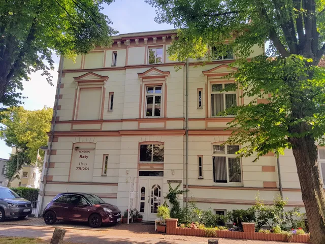 Pension Katy / Haus Troja