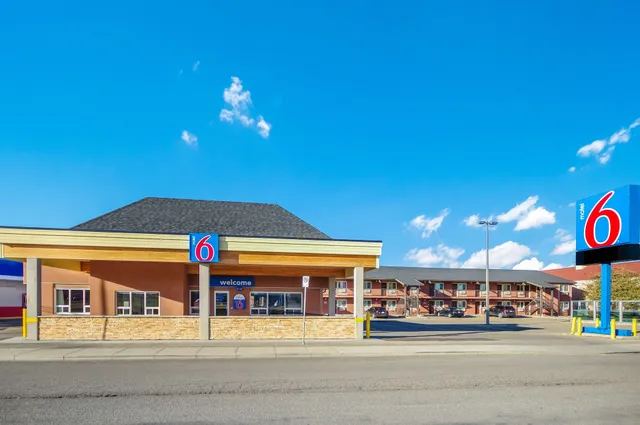 Motel 6 Lethbridge, AB