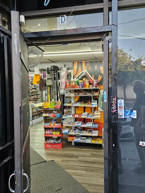 Tower Zone Smoke Shop