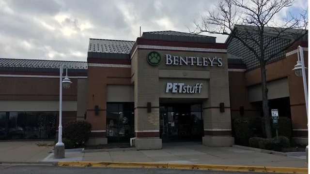 Bentley's Pet Stuff Schaumburg