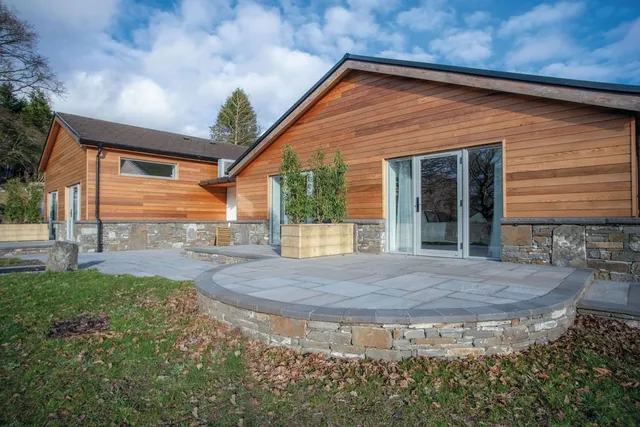 The Sleeping Giant Hotel