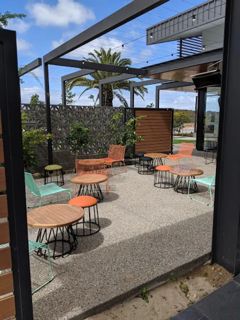 The Landing - Alkimos