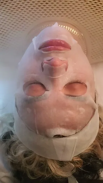 𝐒𝐊𝐈𝐍 𝐌𝐀𝐆𝐈𝐂𝐊 Spa S𝐮𝐢𝐭𝐞