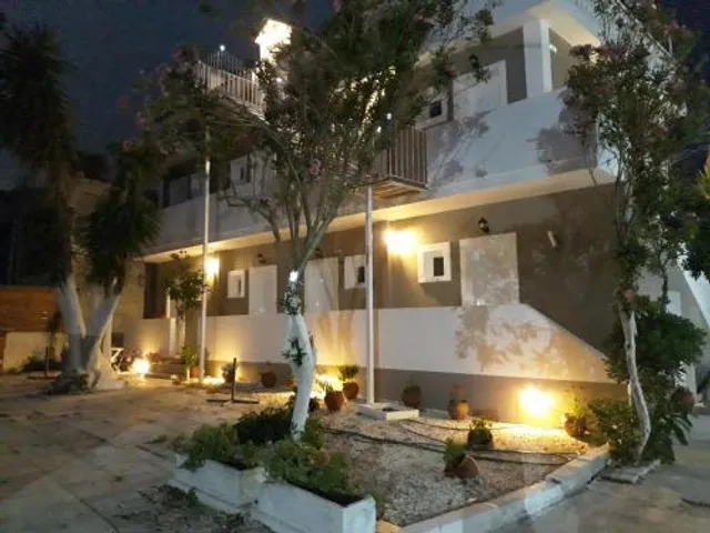 MARE BLU STUDIOS & SUITES