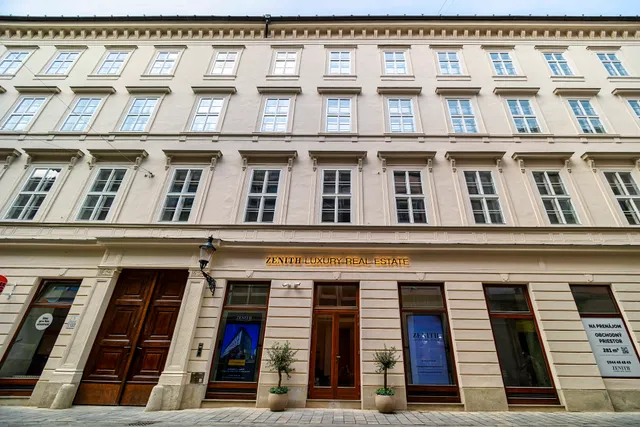 Laurinska Apartments