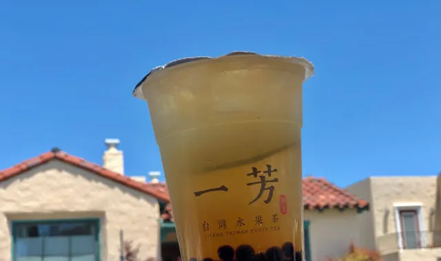YiFang Taiwan Fruit Tea (Colma)