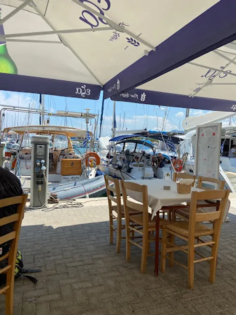 Arodo taverna Παλιάς Πόλης