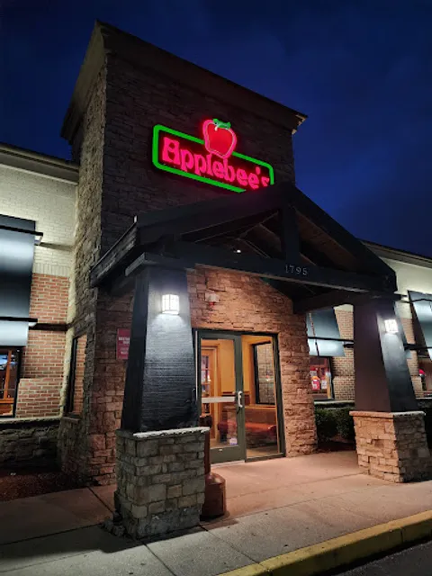 Applebee's Grill + Bar