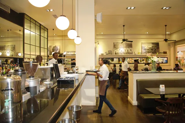 Artcaffé Restaurant TRM Mall