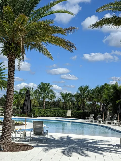 Four Seasons Clubhouse