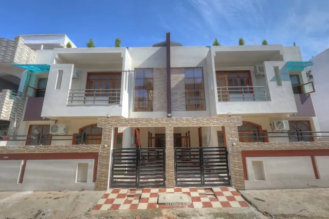 OYO 42775 Ambassador Homes