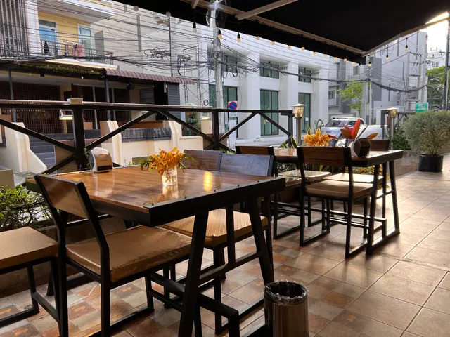 So Good Thai Restaurant