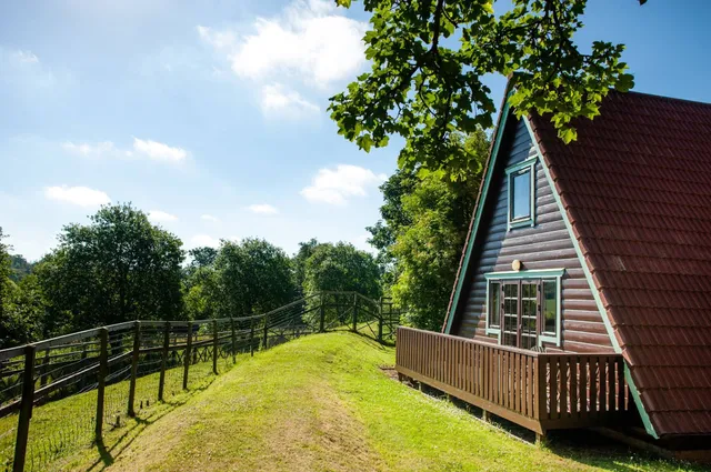 River Edge Lodges