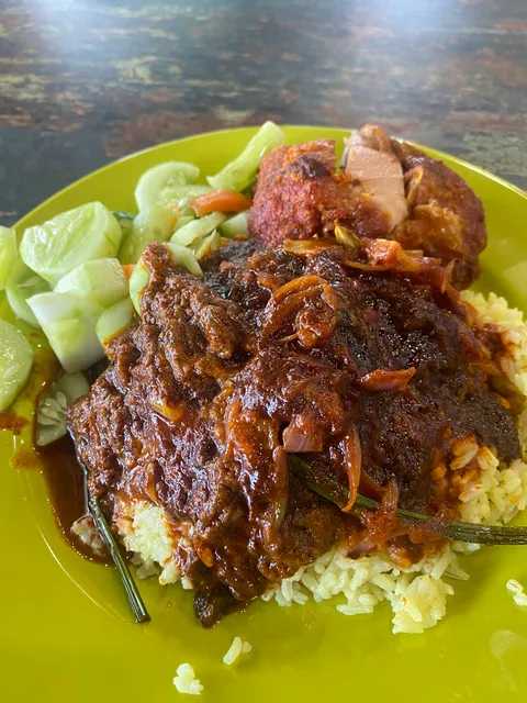 RESTORAN NASI LEMAK ROYALE BSP