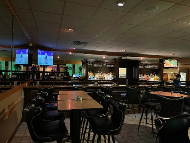 Enzo's Restaurant & Banquet