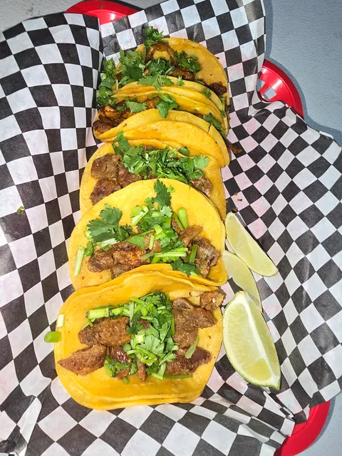 Birrieria y Taqueria Lopez