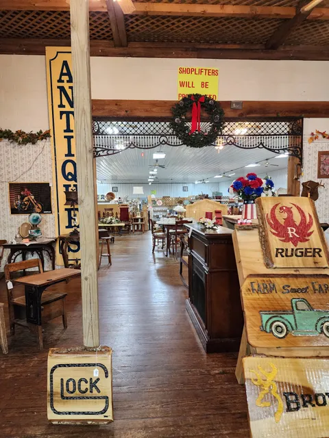 Pleasant Hill Antique Mall