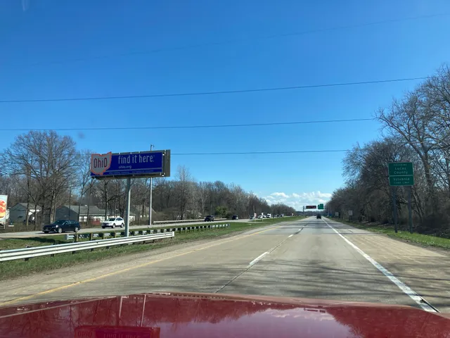 Welcome Sign Michigan & Ohio