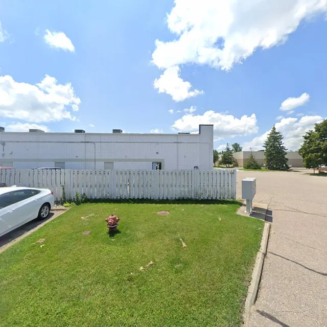 Airport Commerce Center