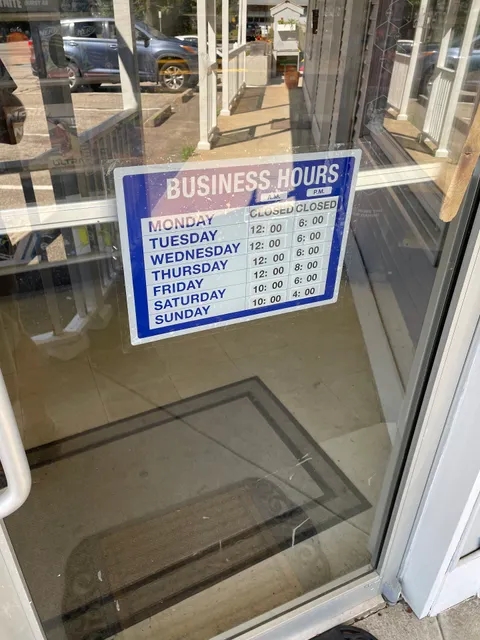 Re•vive Games, Sport Cards, and Collectibles