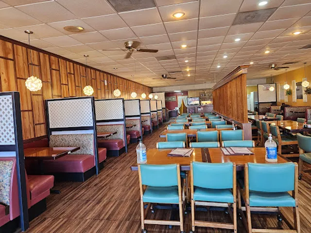 Siam Noodles Thai Cuisine