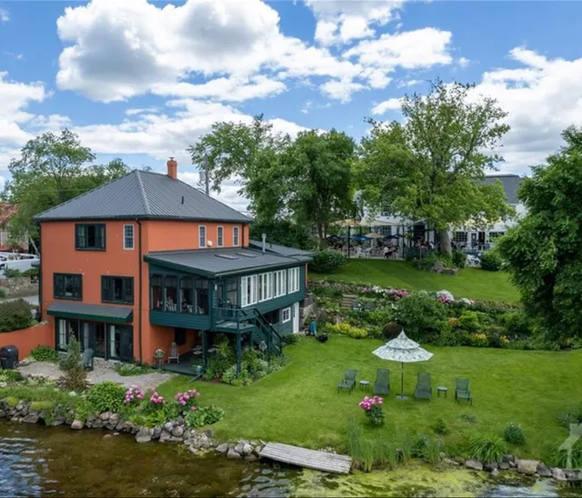 Upper Rideau Bed & Breakfast