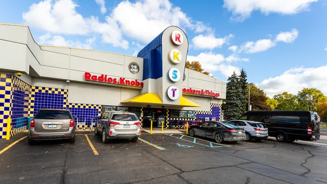 RKST - Radios, Knobs, Speakers & Things