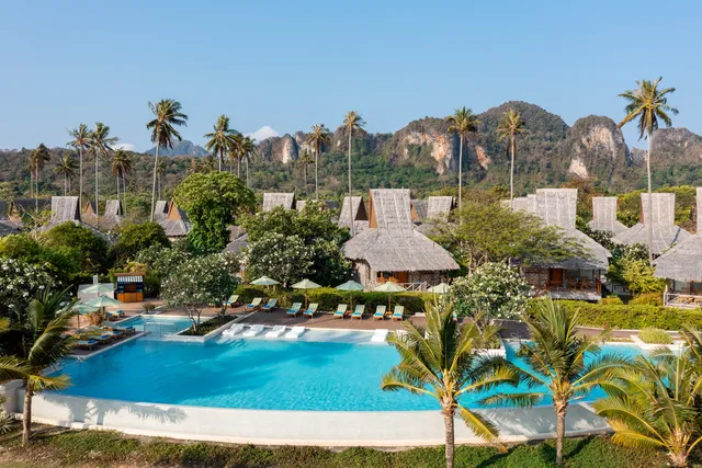 SAii Phi Phi Island Village Resort