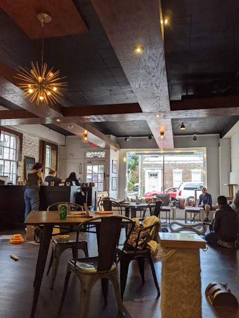 Pounce Cat Cafe + Wine Bar