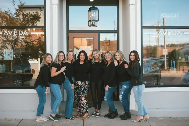 The Good Earth Salon