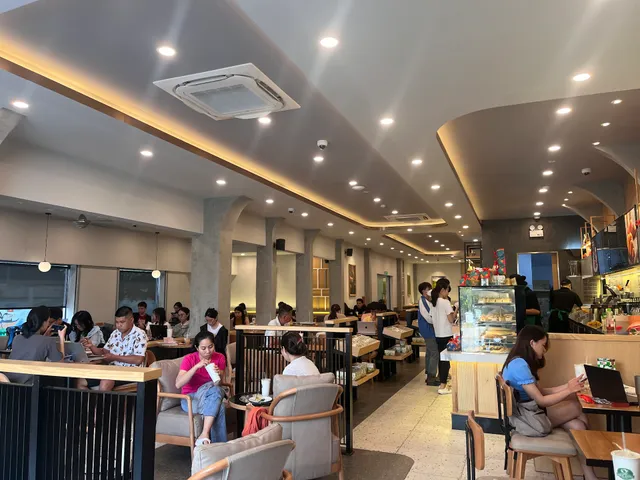 Phuc Long Coffee & Tea