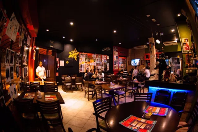 HP Geek Bar and Burguers