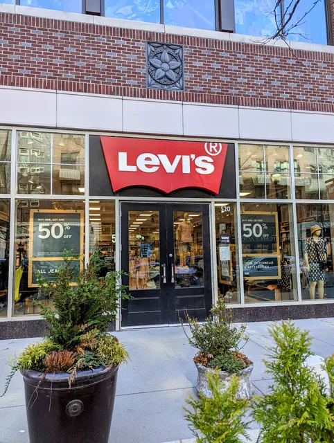 Levi’s Outlet Store