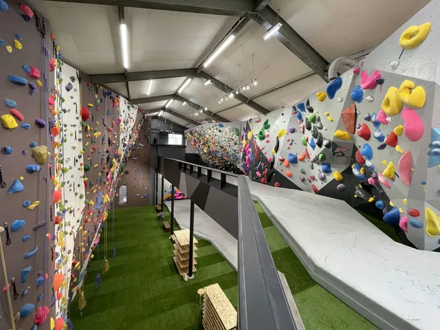 Base Camp Tokyo Kinshicho