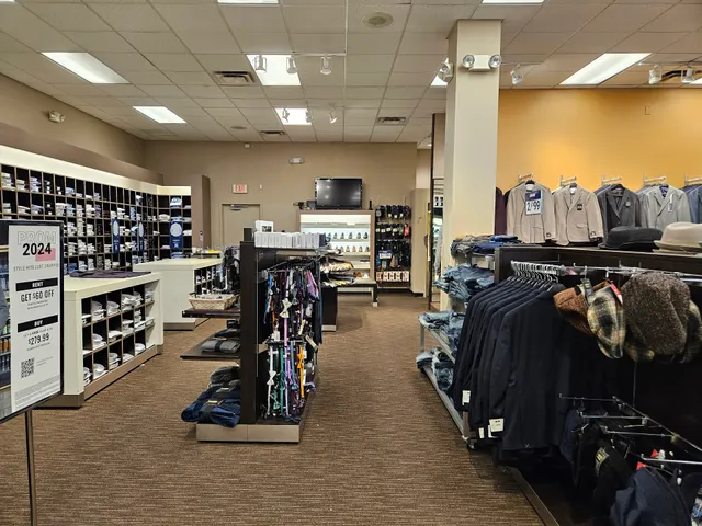 Shoppes at Manheim Pike