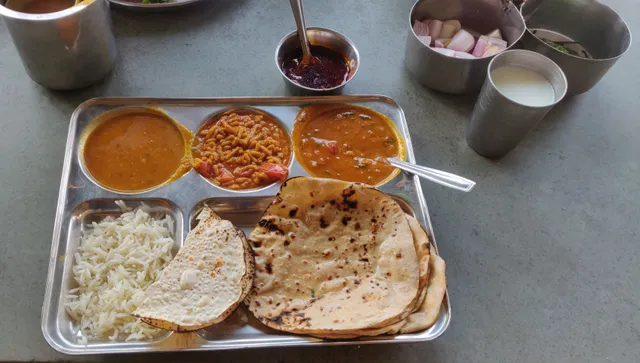 Jalaram Parotha House