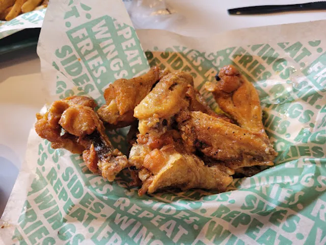 WINGSTOP BLOOR