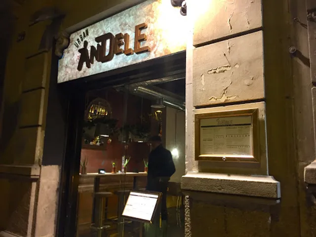 ÁNDELE | calle París