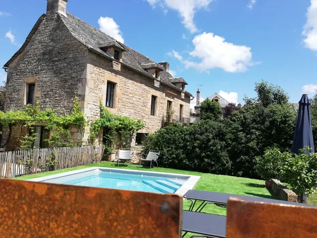 L' Autre Maison L 'Atelier et La Forge