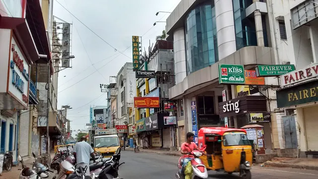 ISH Guest House (Guest House in Pondicherry/Rooms in Pondicherry/Ac Rooms in Pondicherry)