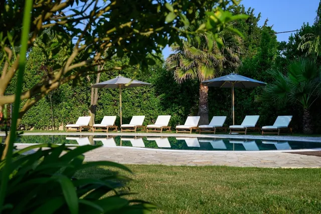 Black & White Villa Dassia Corfu