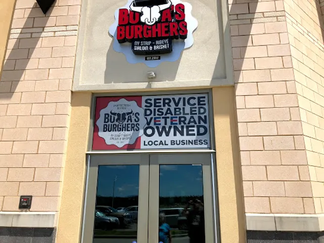 Bubba's Gourmet Burghers & Beer at the Highlands