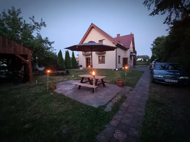 Pokoje pod Dębem Grzybowo