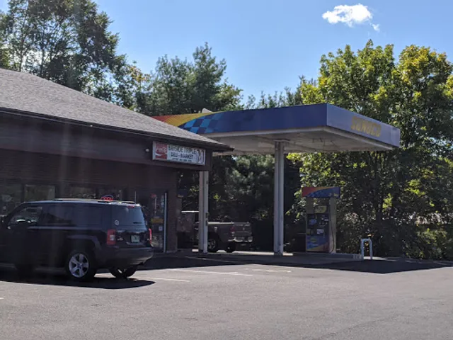 Bayside Triple M Deli